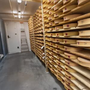 Cave d'affinage épicéa-x AEF Jacquier. la tradition et de la modernité pour un affinage professionnel optimal.