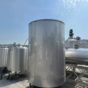 3000 Cuve de stockage pour produit liquide, lait sérum AEF Jacquier