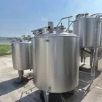 800 Pierre Guérin Cuve de stockage pour produit liquide, lait sérum AEF Jacquier