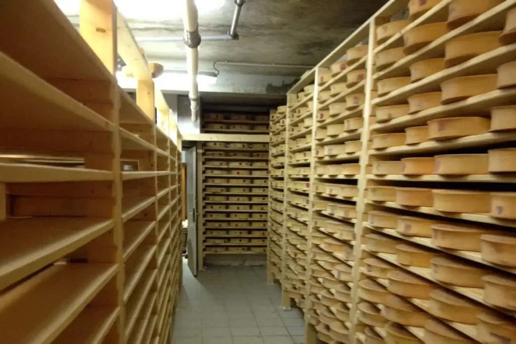 Cave-Affinage-Bois-en-Savoie